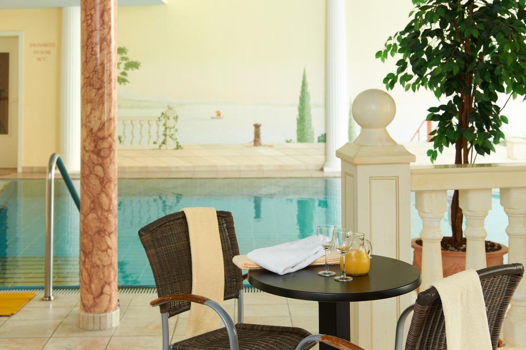 באד גיגינג Kurhotel Kaiser Trajan מראה חיצוני תמונה