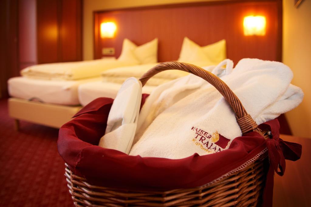 באד גיגינג Kurhotel Kaiser Trajan חדר תמונה