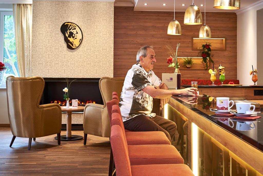 באד גיגינג Kurhotel Kaiser Trajan מראה חיצוני תמונה
